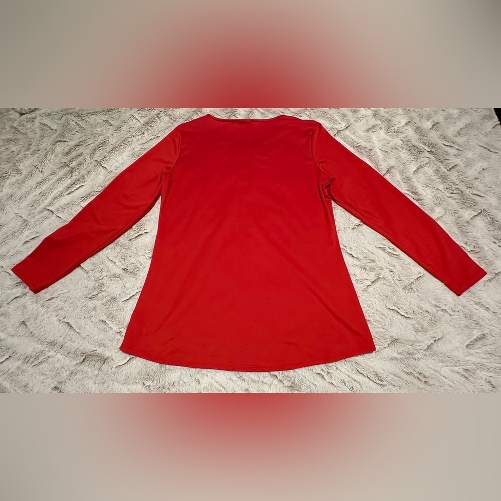 Valerie Stevens Red Top with Gold Tone Hardware V Neck Long Sleeve Blouse - Picture 8 of 10